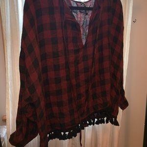 loose flannel w/tassels